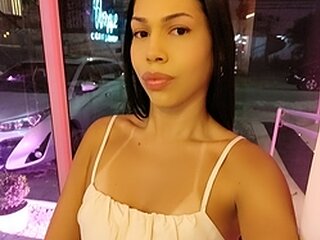 Femme Hot XXY