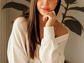 Luana Fox