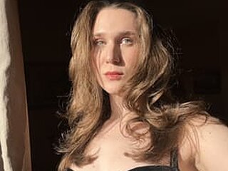 Larissa Travesti